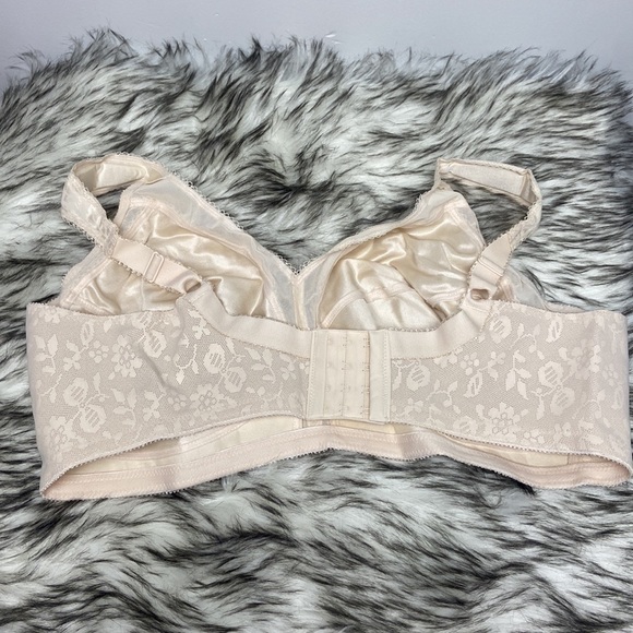 NWT PLAYTEX WIRELESS BRA 46D - Picture 2 of 7